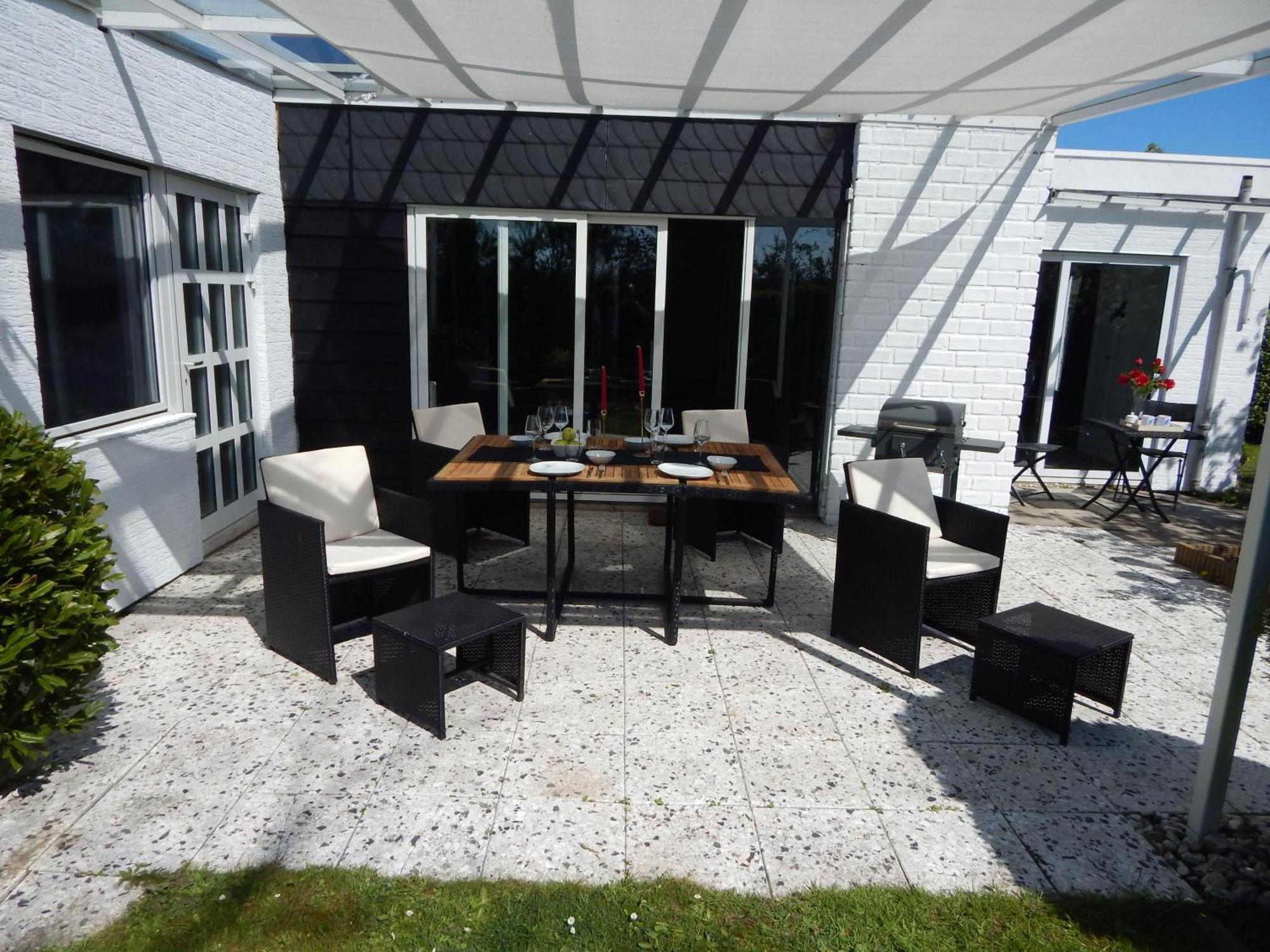 Wunderschoenes-Freistehendes-Ferienhaus-An-Der-See-Sauna-Strand-Yachthafen-Wlan Bruinisse Exterior foto